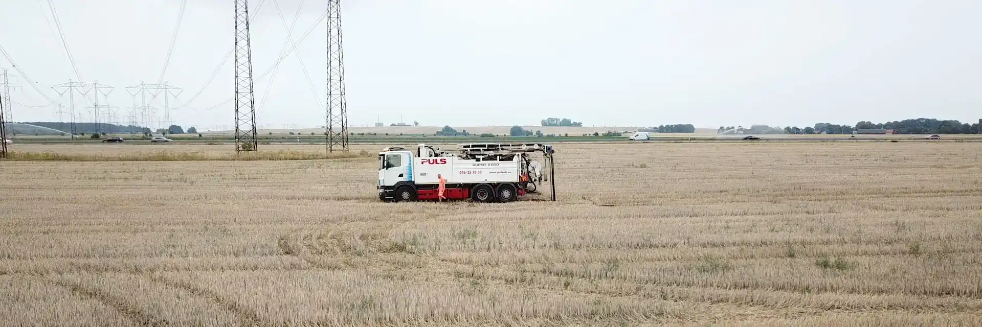 Inlining Drone Low From Side